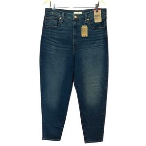 New Levi’s Women’s High Waist Medium Wash Mom Jeans Size 33 NWT